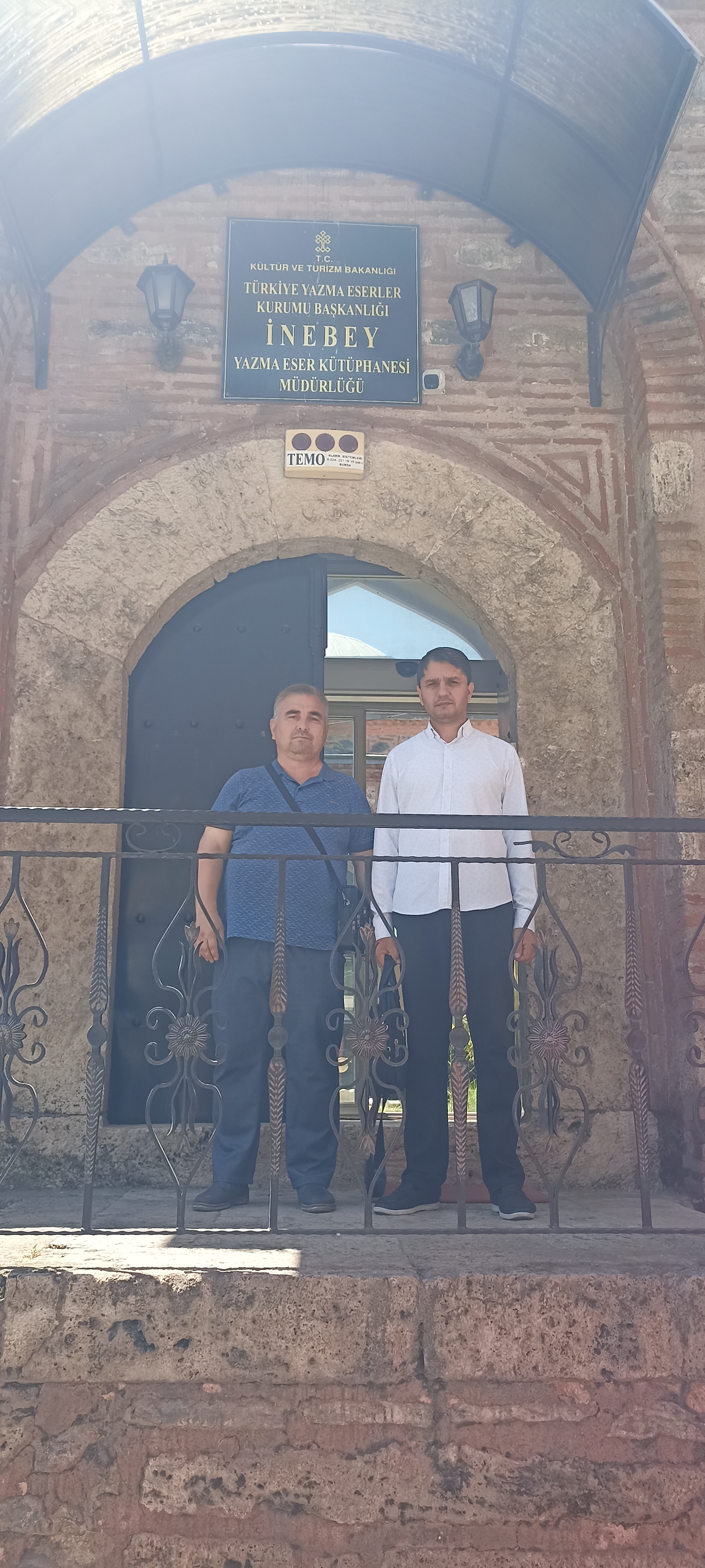 Bursa Inebey library.jpg (2.80 MB)